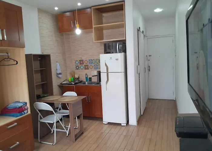 Ze\'S House